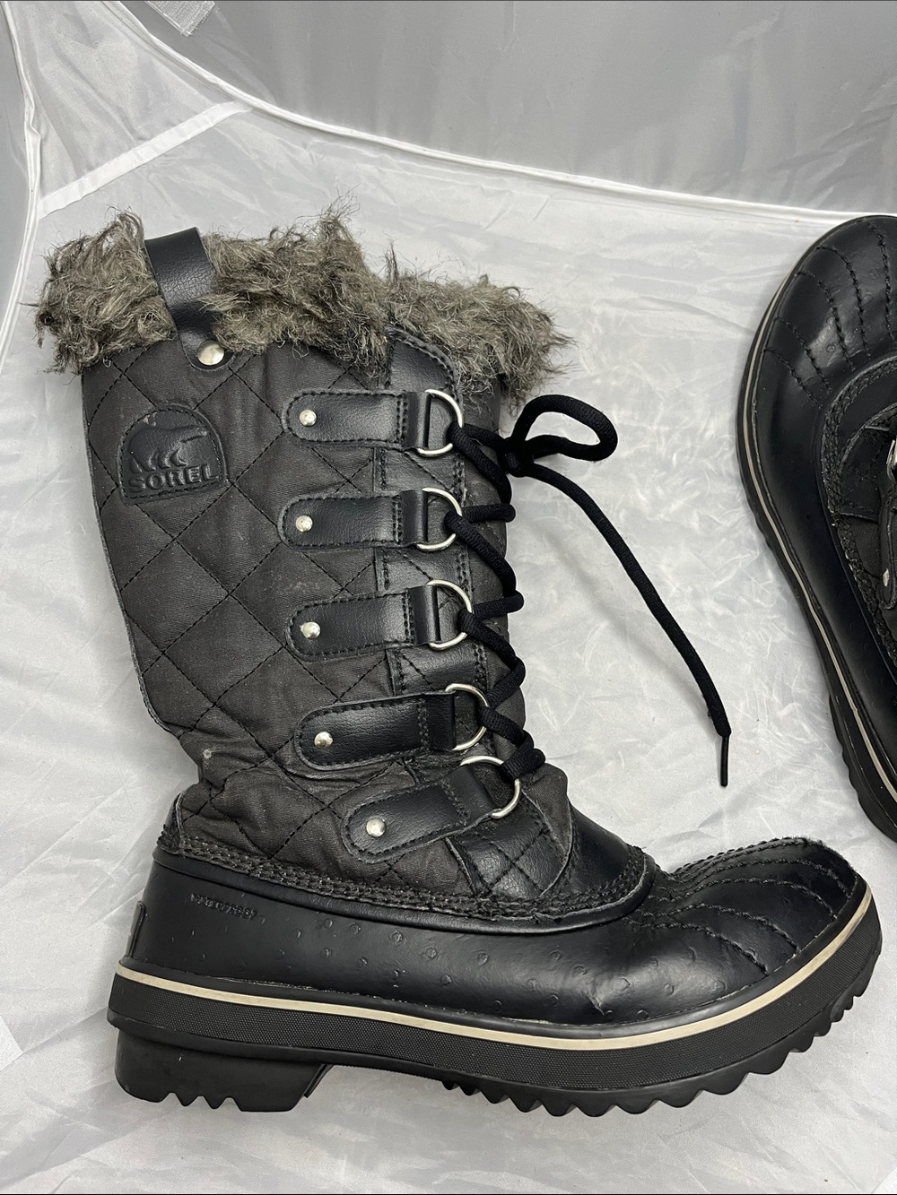 Sorel Tofino Black Quilted Lace-Up Winter Boots - Size 6.5 - Picture 12 of 16
